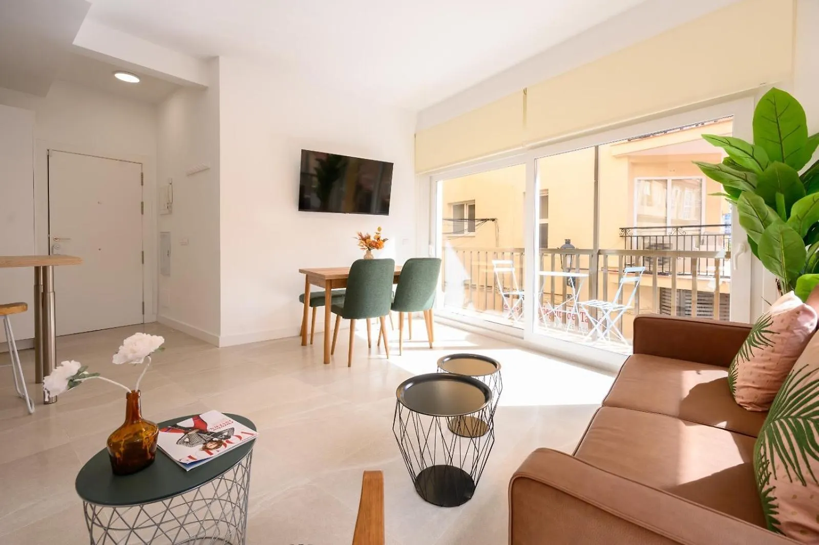 Apartment First Line, 1Min To Sea, City Center By 10Tosea Fuengirola