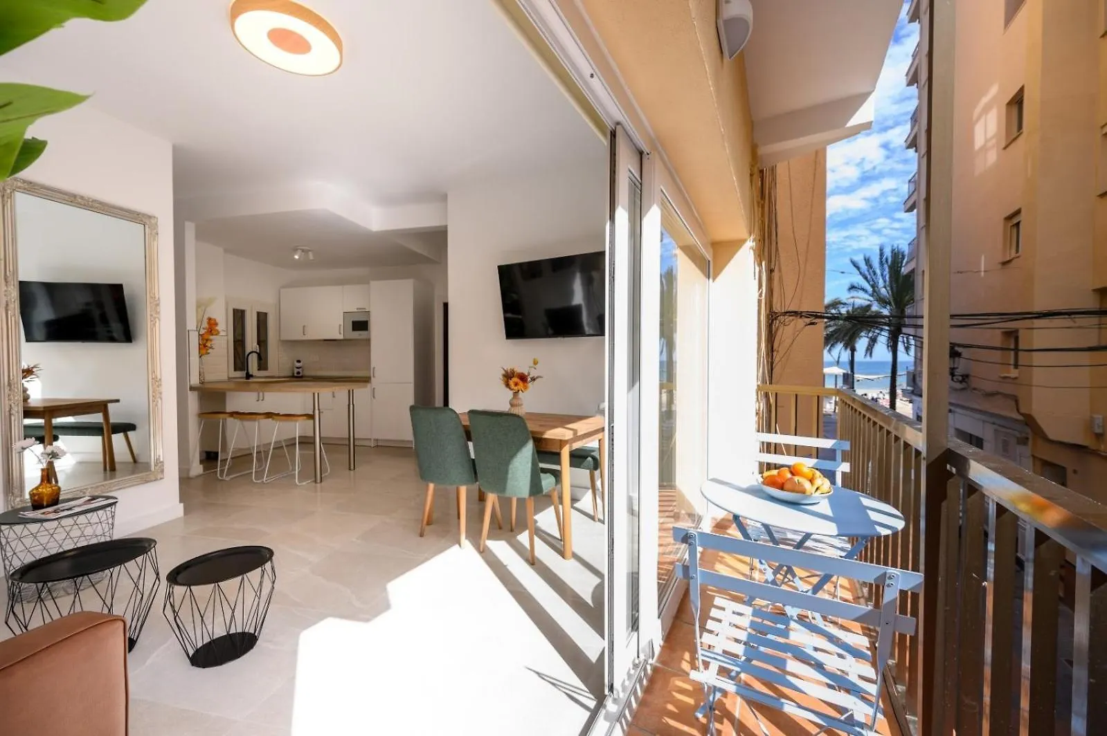 First Line, 1Min To Sea, City Center By 10Tosea Fuengirola 0*,